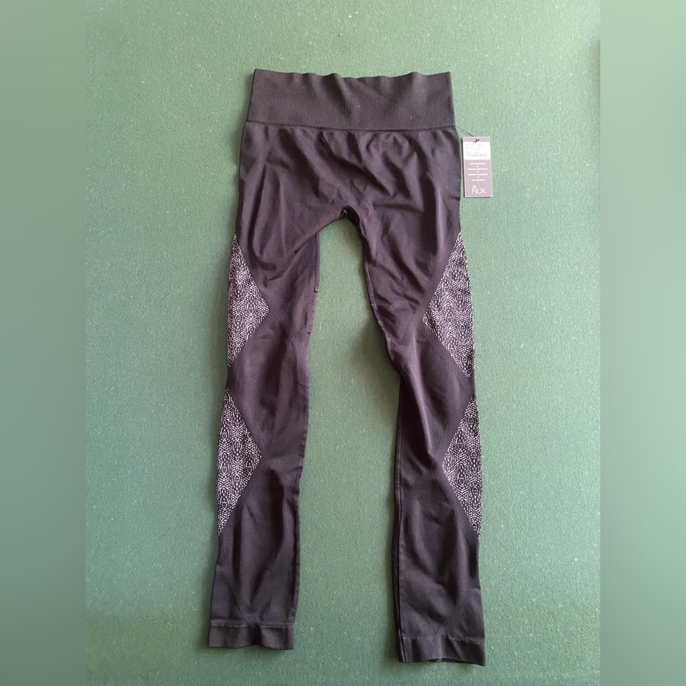 Nux Geneva Yoga Leggings NWT - Picture 3 of 6
